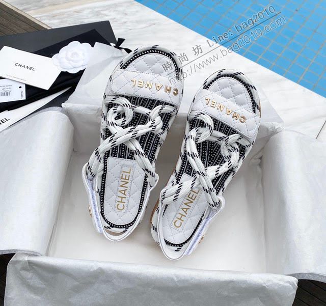 Chanel女鞋 香奈兒2020夏日新款草繩魔術貼涼鞋 Chanel女款休閒涼鞋  naq1253